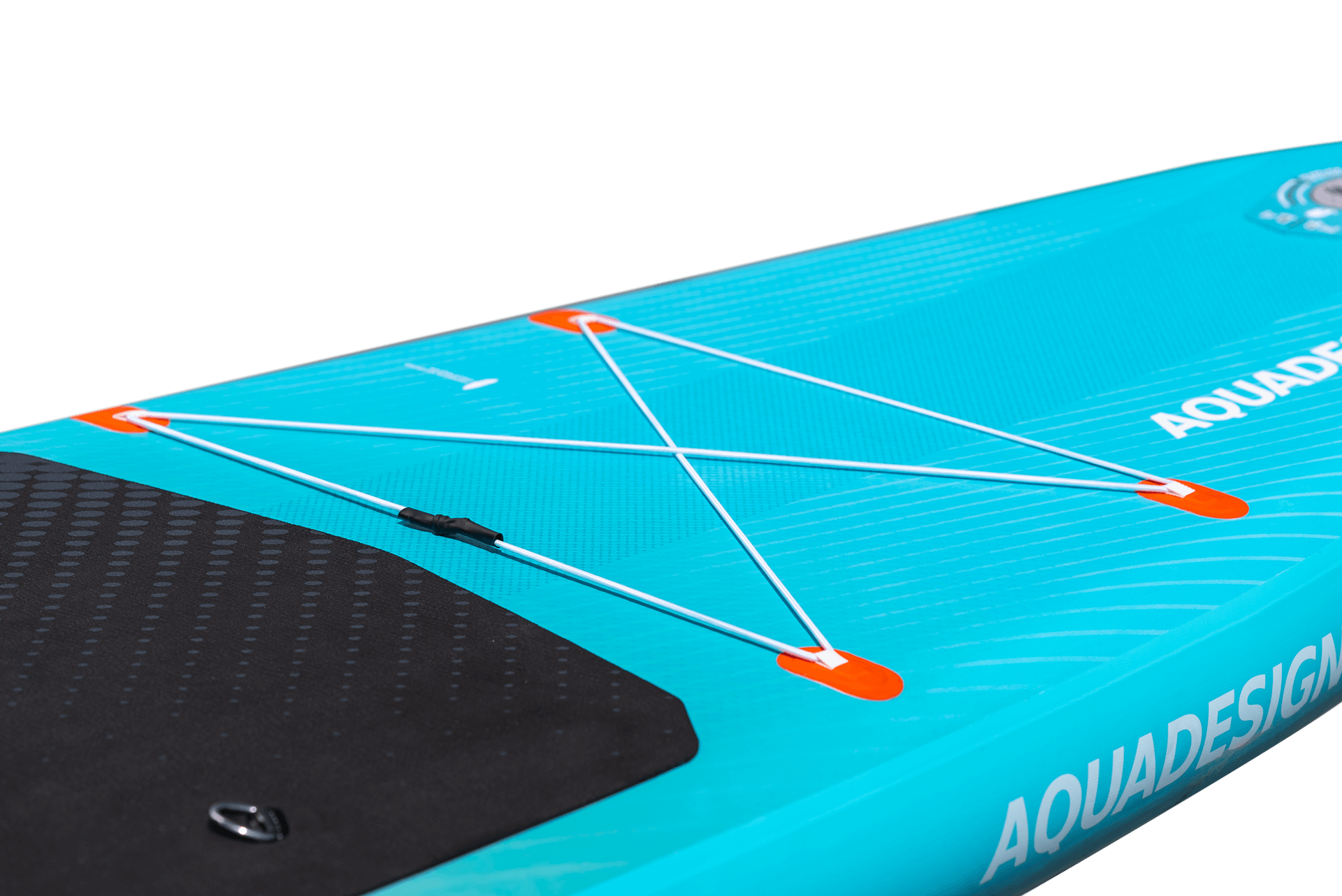 Photo de l'elastique de stockage de la planche de stand up paddle Aquadesign Django 10'8