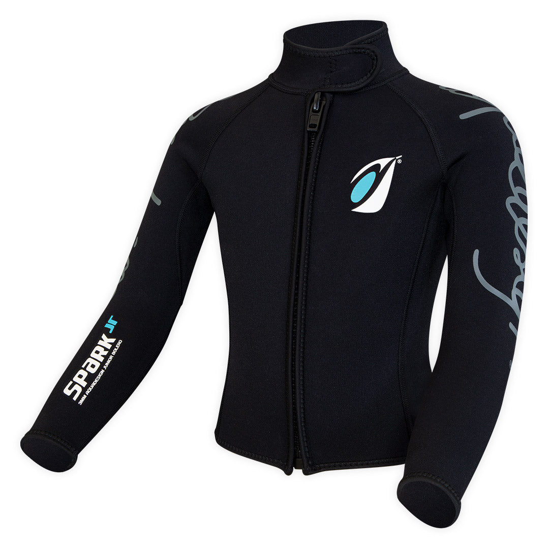 Bolero néoprène Spark Junior 3mm noir et bleu, vue 3/4 avant, zip frontal visible, Aquadesign