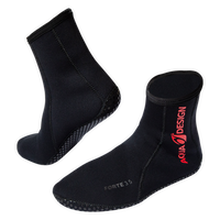 Chaussettes néoprène Forte 3,5mm noires paire vue 3/4 antidérapante Aquadesign