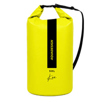 Sac étanche Koa 50L jaune lime Aquadesign, vue de face, fermeture roll-top et sangle bandoulière